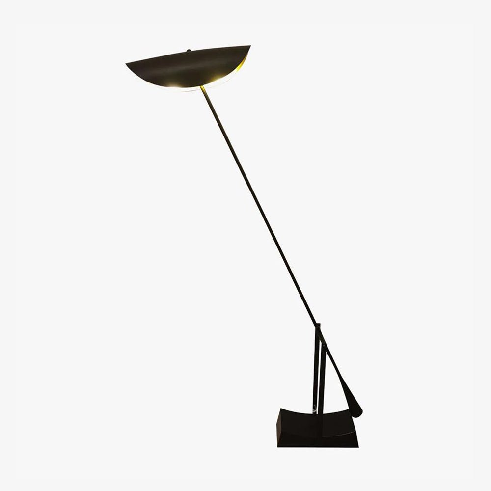 Teriisina lampa stojąca