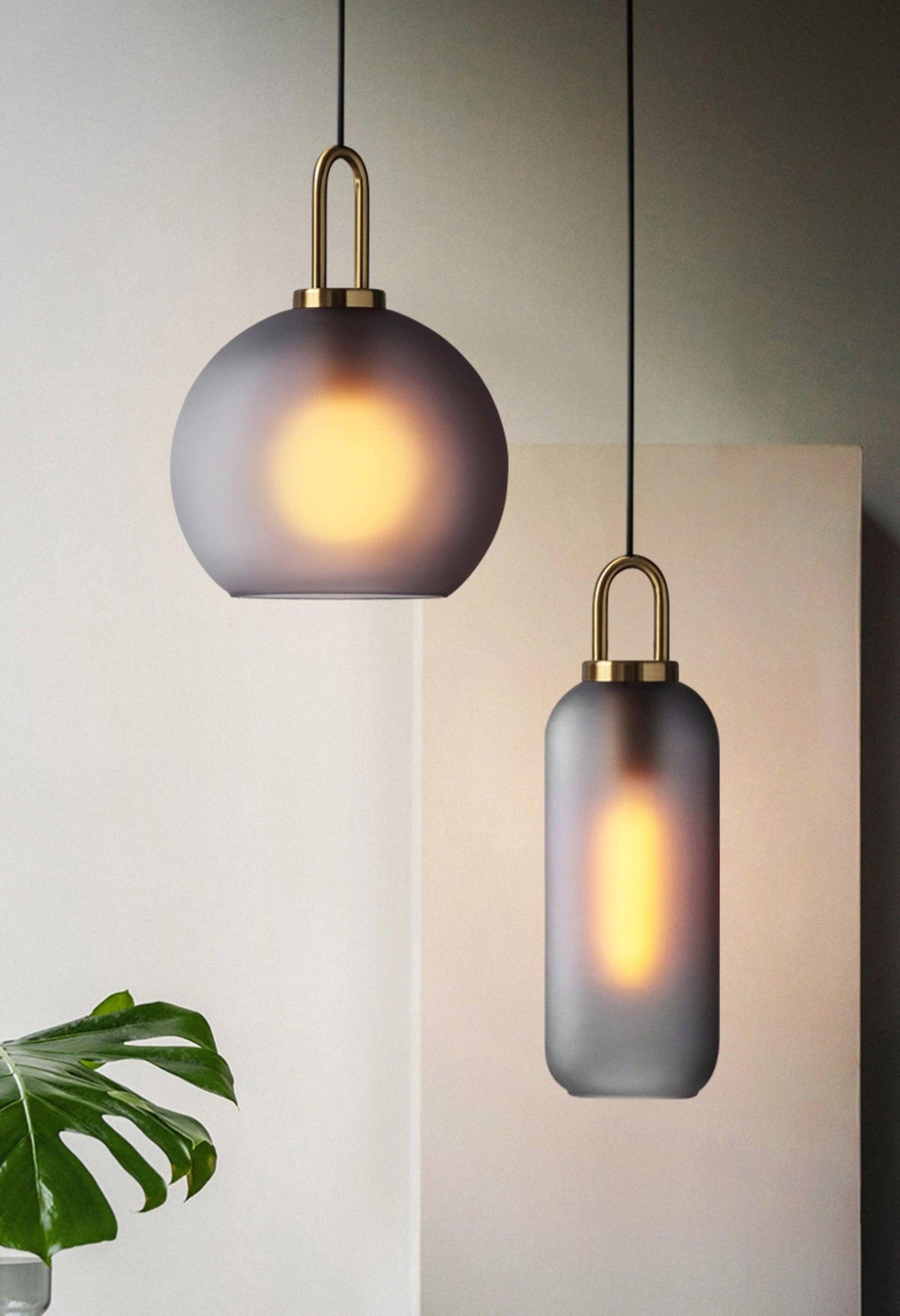 Sevelo lampa wisząca ze szkła matowego