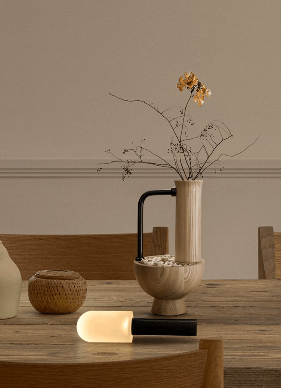 Zen lampa stołowa