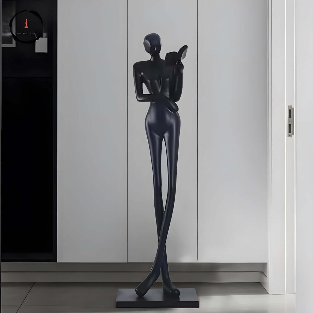 Norerina lampa stojąca artystyczna figurina